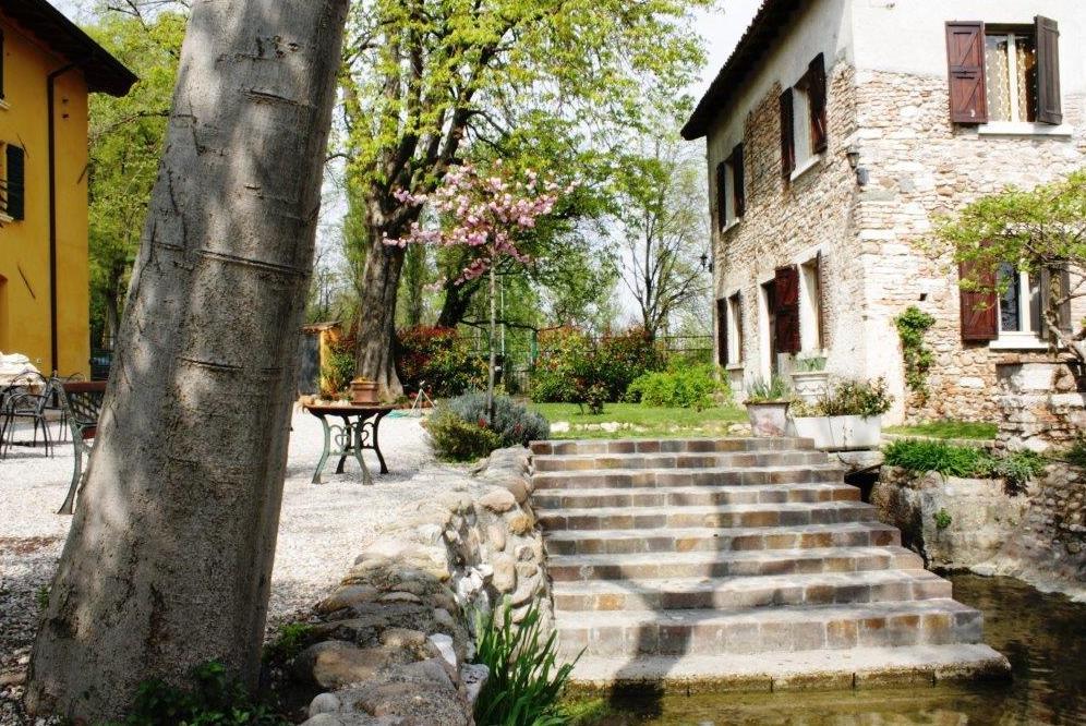 Agriturismo Villa Dei Mulini Volta Mantovana Kültér fotó