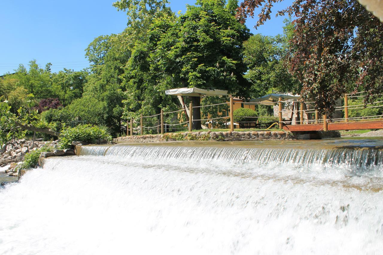 Agriturismo Villa Dei Mulini Volta Mantovana Kültér fotó